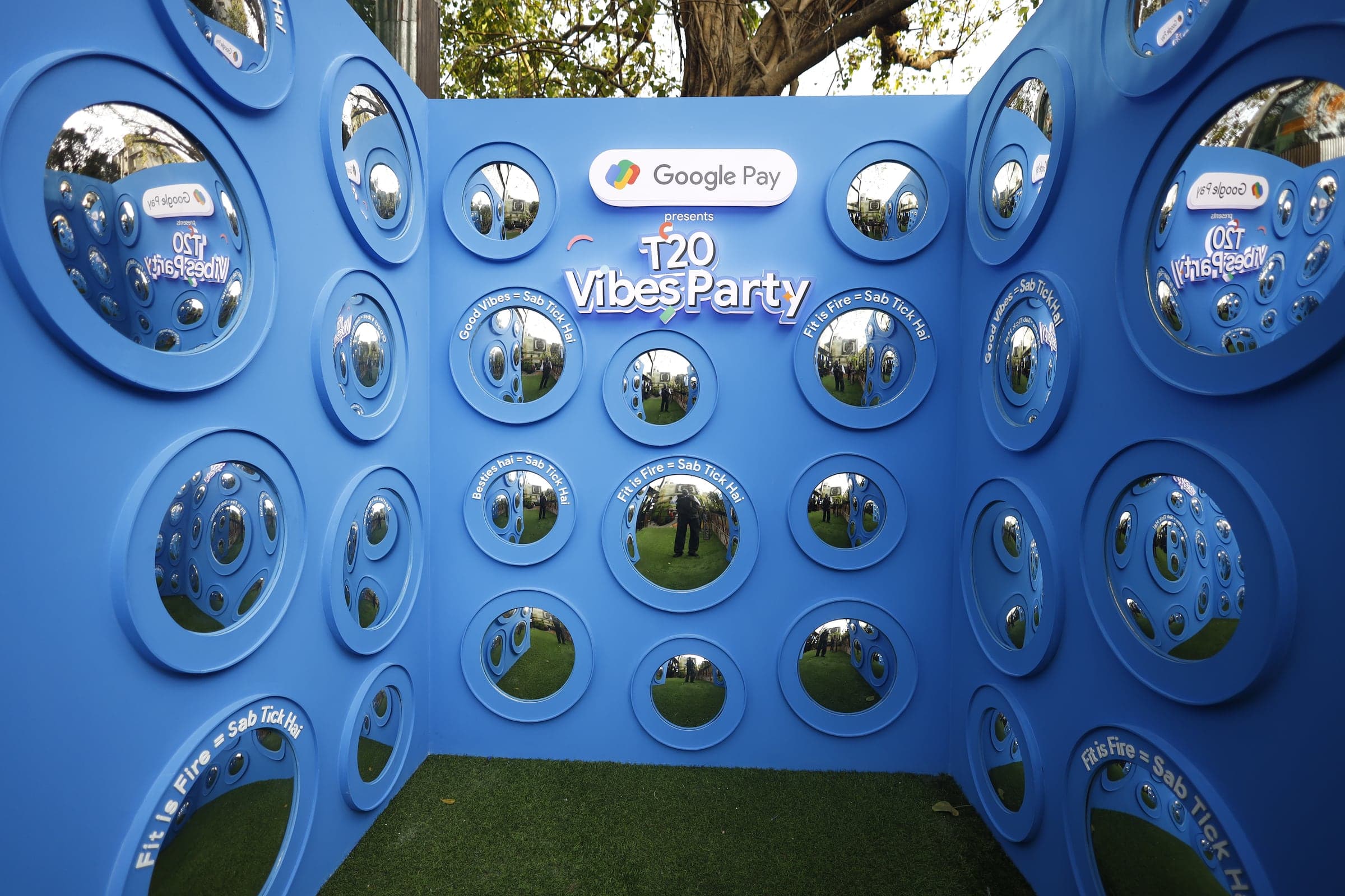 Google Pay T20 Vibes Party mirror wall brand activation